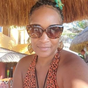 Meet your Posher, Sherise